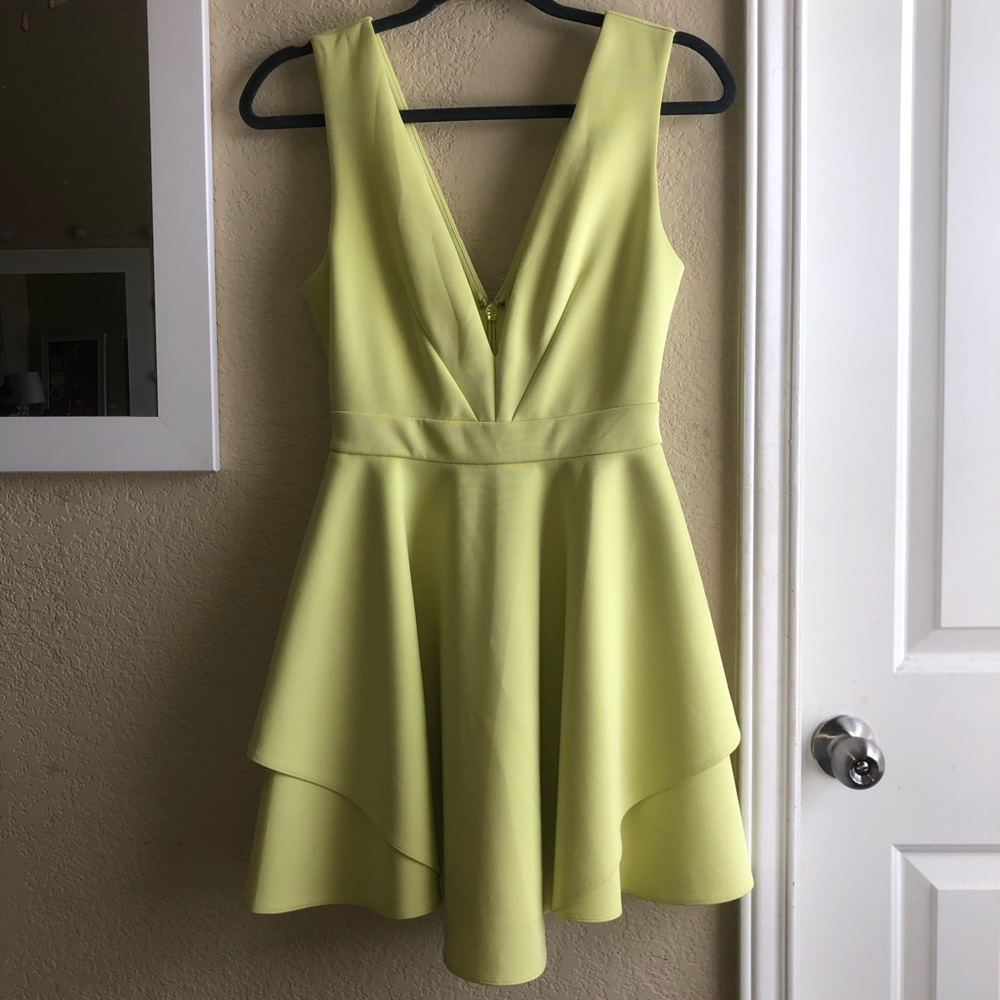 BEBE DRESS - Picture 2 of 4